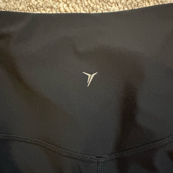 Old Navy capris - Picture 4 of 5